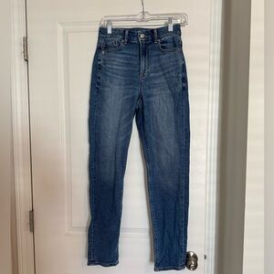 American Eagle Curvy Mom Jean